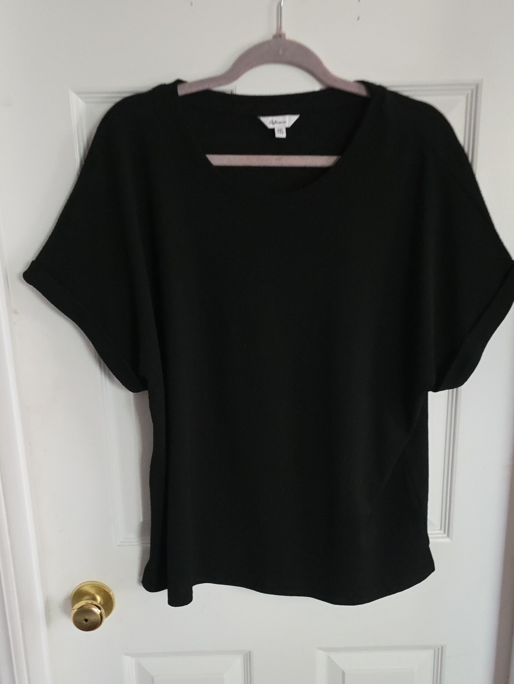 Reitmans Black Short Sleeve Scoop Neck Tee